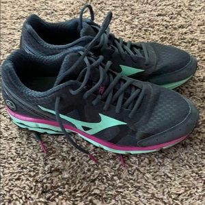 Mizuno running shoes